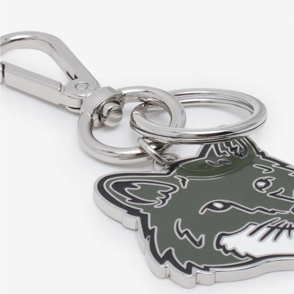 NWT MAISON KITSUNE Bold Fox Head Metal Keyring, Military Green - Picture 2 of 2